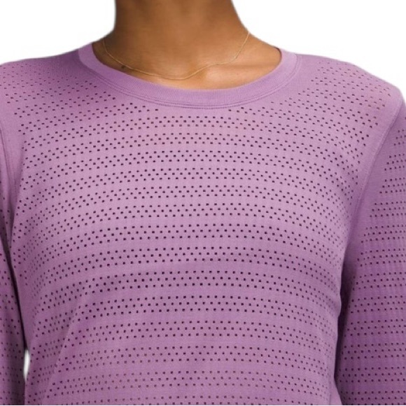 Lululemon Swiftly Breathe Long Sleeve
Shirt Wisteria Purple Measures Like 6 - Picture 4 of 7